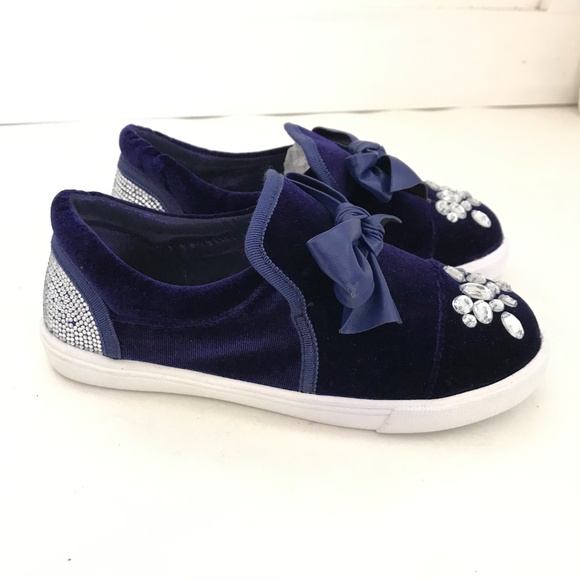 BADGLEY MISCHKA Blue Velvet Sneakers Slip On Rhinestone Delight Bow Girls Size 1 - Picture 11 of 16
